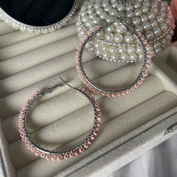 H&M Gorgeous Statement Earrings limited collection from NEW YORK - Picture 3 of 6